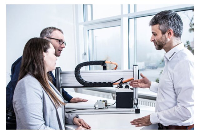 Commissioning of linear drives